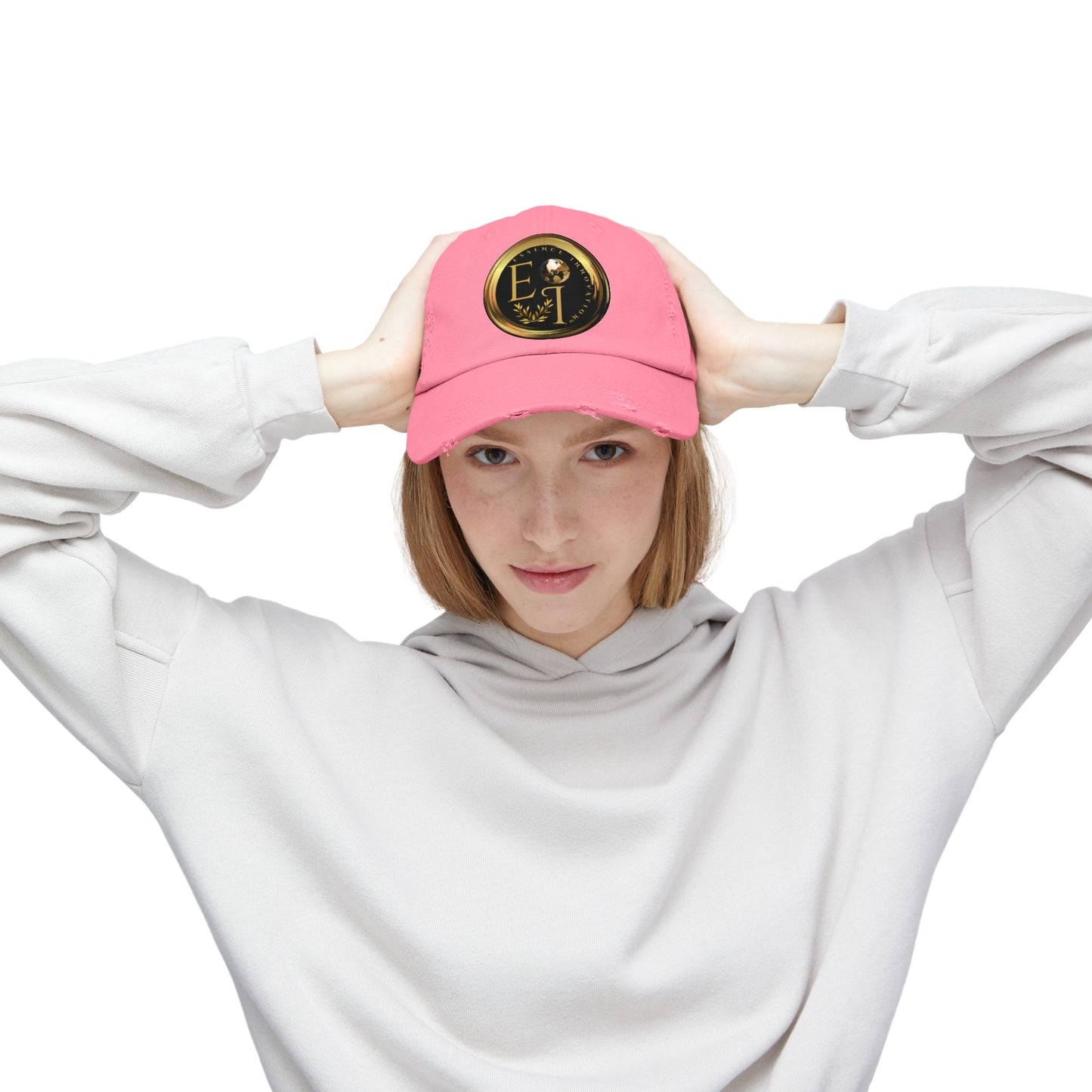 Essence Innovation True Pink | Distressed Cap