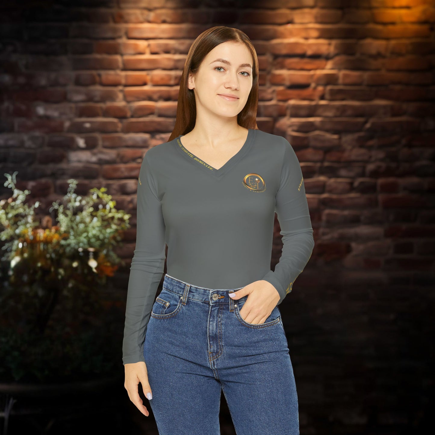 Seek More Performance VIII | EI Sports LS V-Neck | Dark Grey