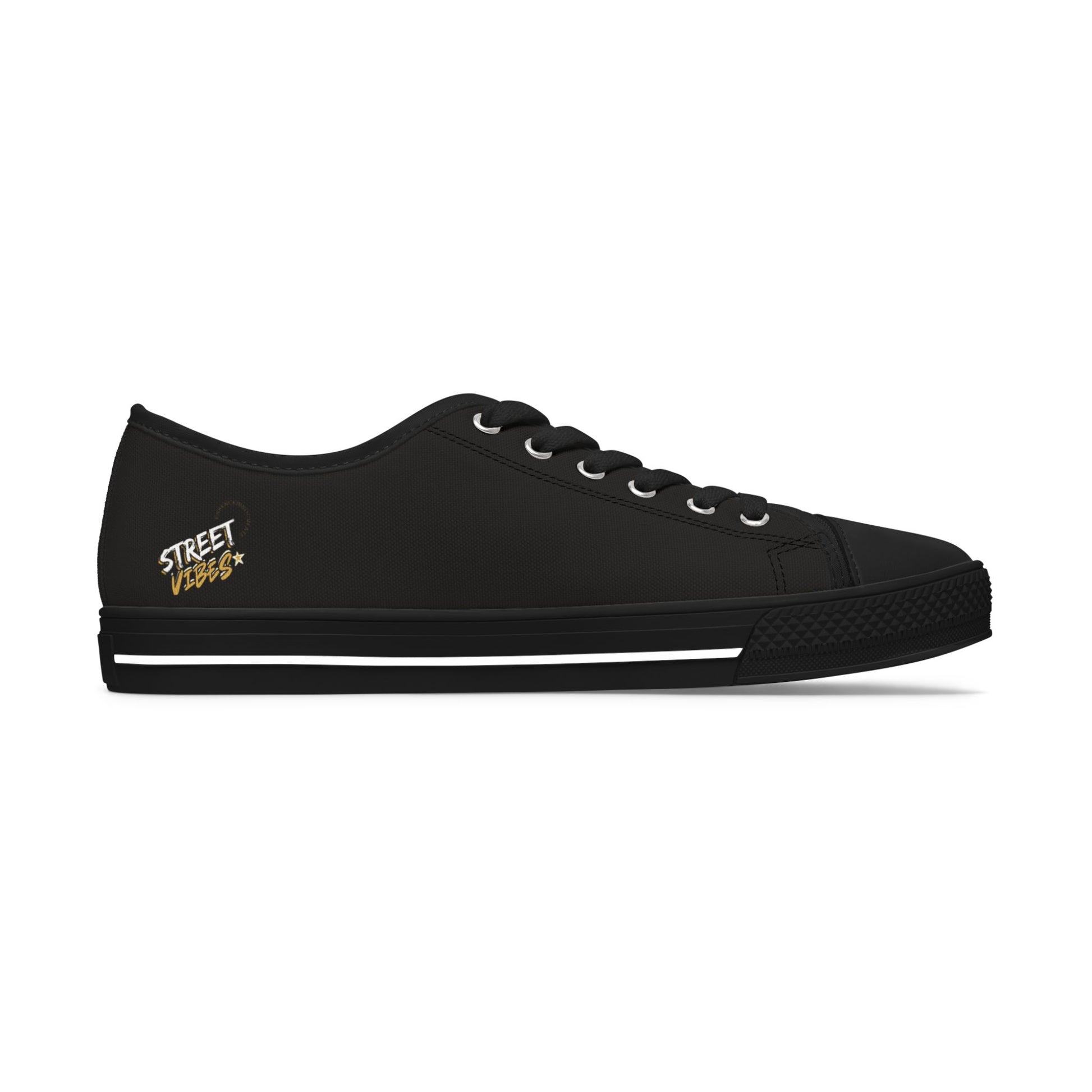 Black shoe with Essence Innovation 'Street Vibes' branding on a white background