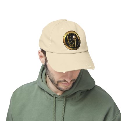 Essence Innovation Timeless Beige | Distressed Cap - Image 6